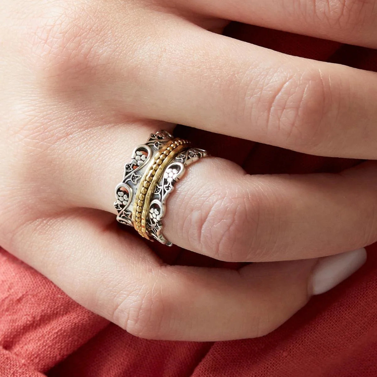 How are Spinning Rings Made