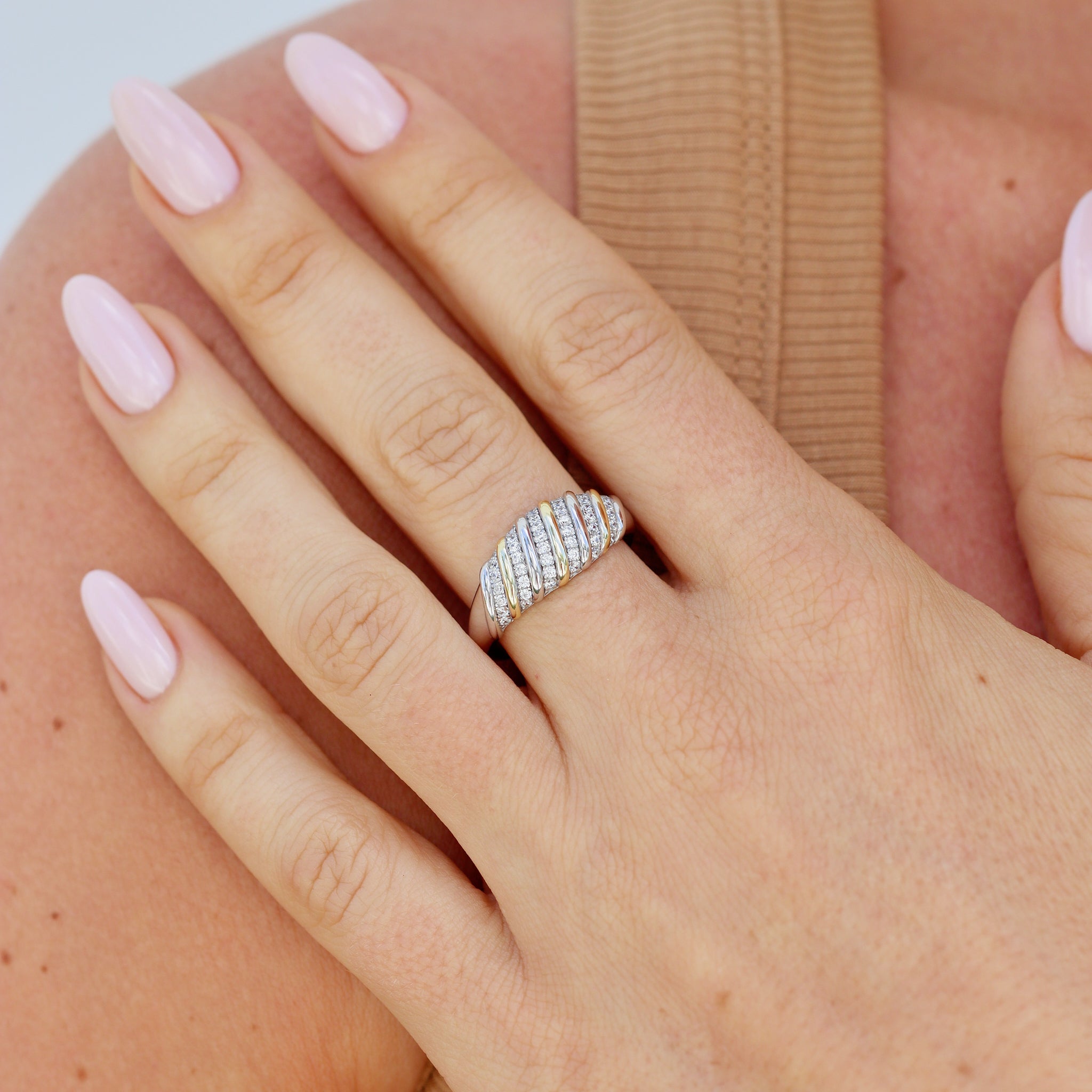 Fiona Croissant Ring