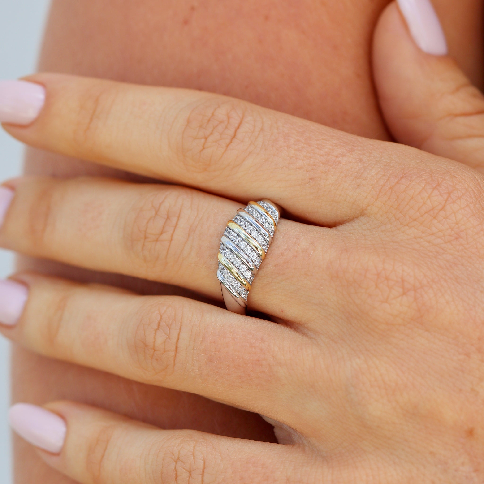 Fiona Croissant Ring