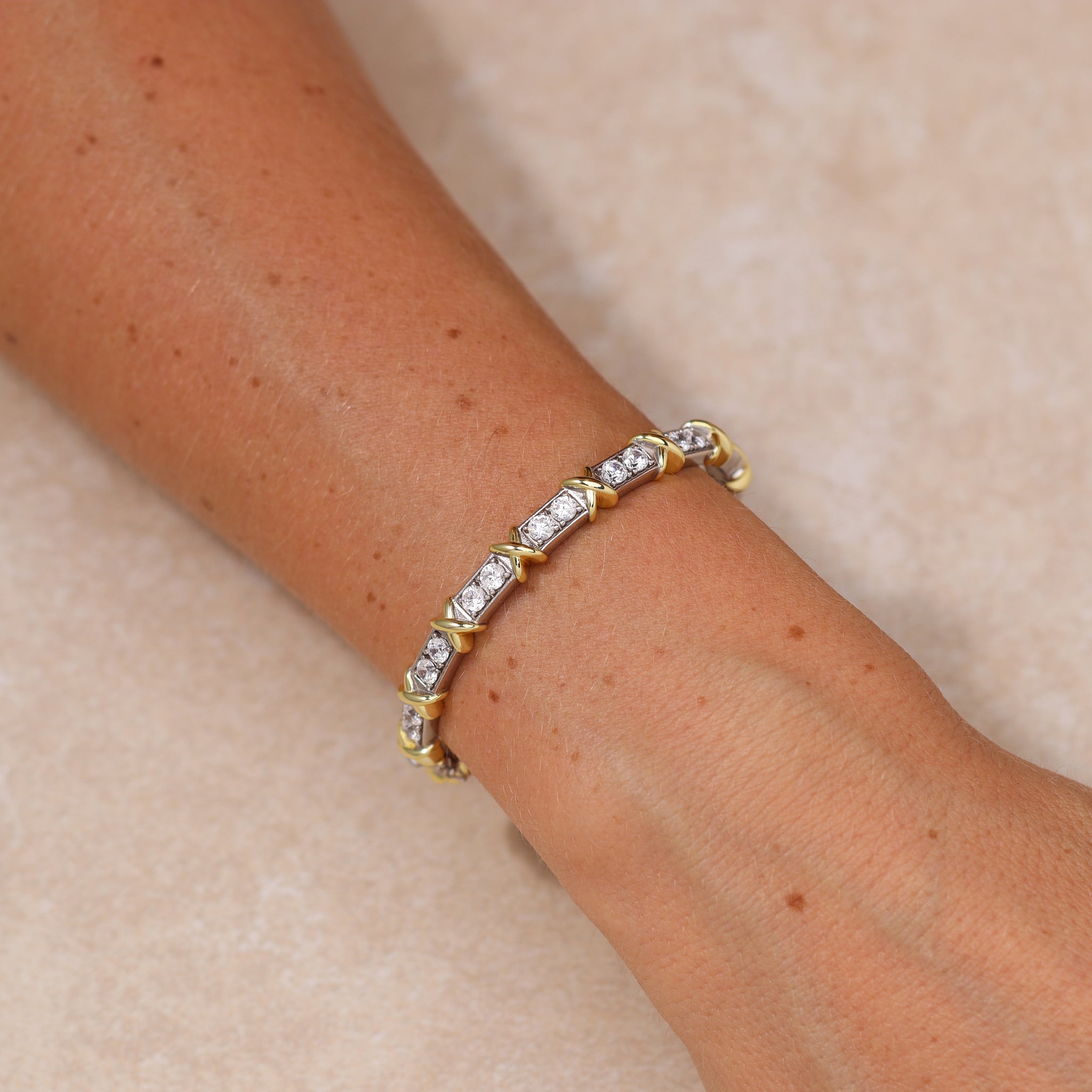 Giana Bangle