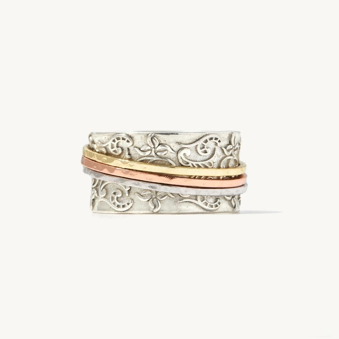 Alviva Spinner Ring