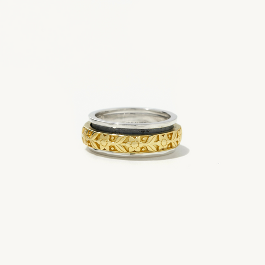 Sonnet Spinner Ring